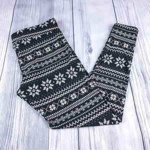 ‼️SOLD‼️ Time & Tru High Rise Fitted Fairisle Leggings - Various Sizes Available